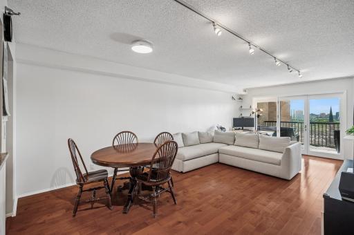 110 1st Avenue NE, F1201, Minneapolis, MN 55413