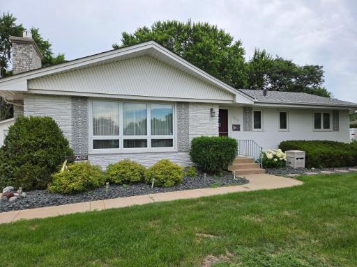 3218 Thurber Road, Minneapolis, MN 55429
