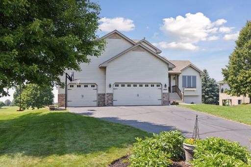 29102 Golf Lane, Lindstrom, MN 55045