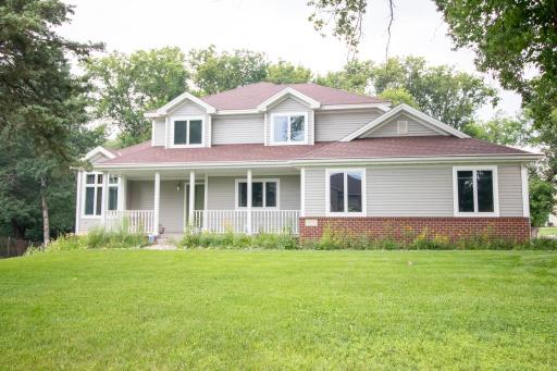 1903 Meadowrose Boulevard, Saint Cloud, MN 56301