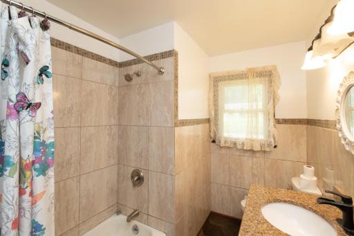 21 Park Drive, Northfield, MN 55057
