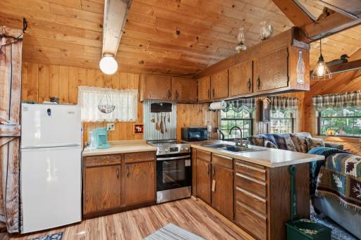 17328 Paradise Shores Road, Brainerd, MN 56401