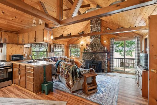 17328 Paradise Shores Road, Brainerd, MN 56401