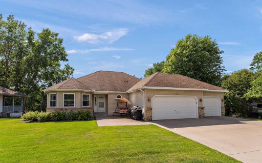 973 Mcclelland Street S, Saint Paul, MN 55119