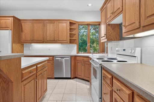 5236 Picha Road, Minnetonka, MN 55345