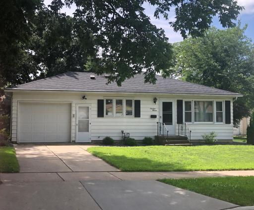 1911 1st Avenue NW, Austin, MN 55912