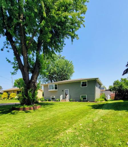619 3rd Street NW, Forest Lake, MN 55025