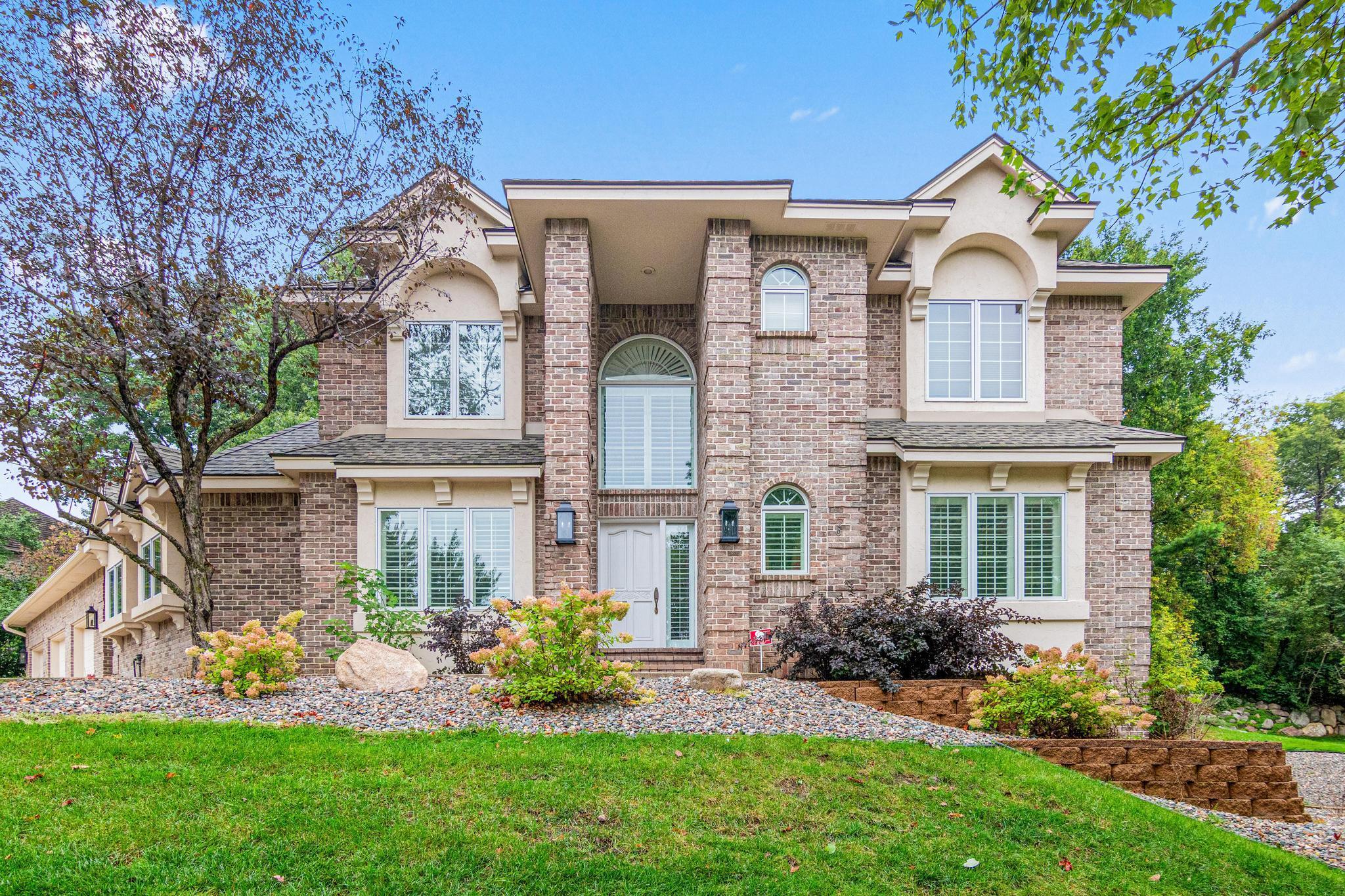 13828 Guild Avenue-6.jpg