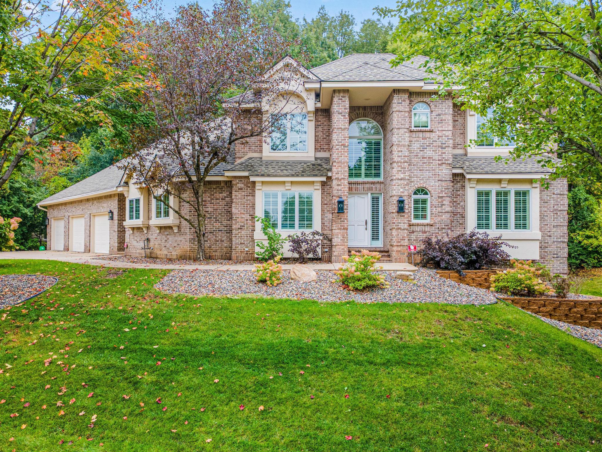 13828 Guild Avenue-4.jpg