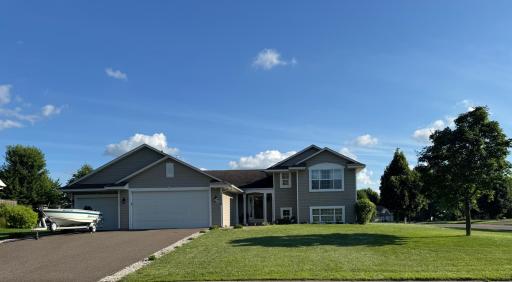 10539 56th Street NE, Albertville, MN 55301