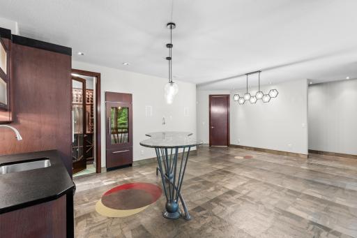 9730 Sky Lane, Eden Prairie, MN 55347