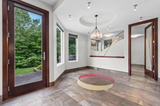 9730 Sky Lane, Eden Prairie, MN 55347