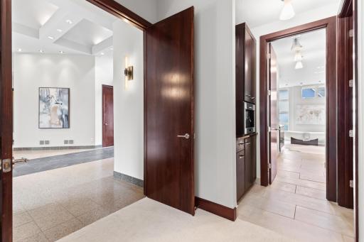 9730 Sky Lane, Eden Prairie, MN 55347