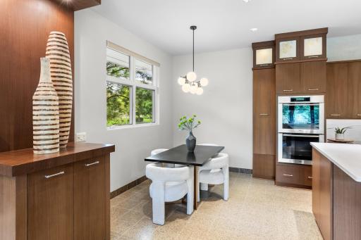 9730 Sky Lane, Eden Prairie, MN 55347