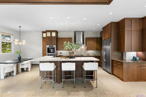 9730 Sky Lane, Eden Prairie, MN 55347