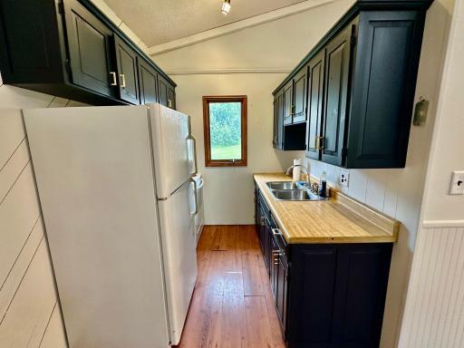 Photo for 101 Pine Court, Warroad, MN 56763 - Listing #6754723 101 Pine Court, Warroad, MN 56763