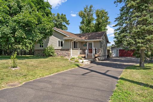 755 County Road F E, Saint Paul, MN 55127