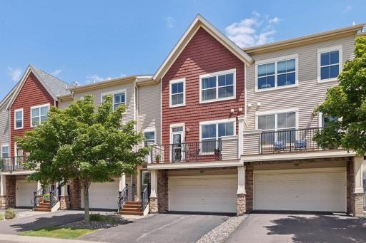 4-web-or-mls-84th Ave N 309-S1807-004.jpg