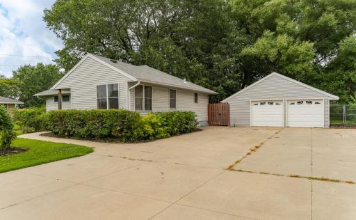 403 31st Street NE, Rochester, MN 55906