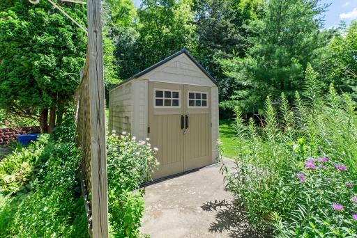 Also included is a handy 7x7 storage shed!