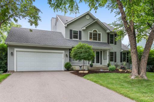 Welcome to this beautifully maintained 3-bedroom, 4-bathroom home in a quiet and sought-after Eden Prairie neighborhood. Surrounded by lakes, parks, and top-rated schools—including Cedar Ridge Elementary and Eden Prairie High School.
