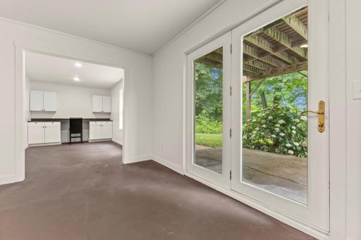 Lower level includes a versatile spaceâideal for a craft room, hobby area, or home office.