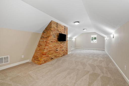 140 S Brown Road, Long Lake, MN 55356