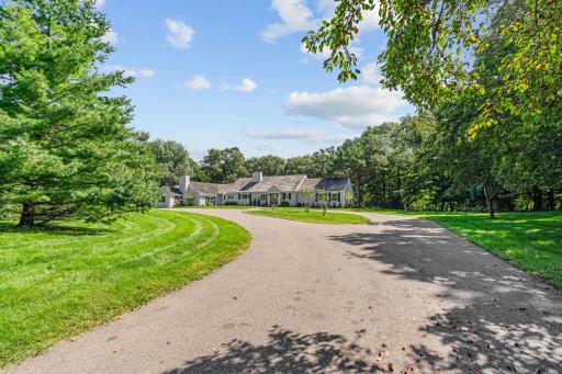 140 S Brown Road, Long Lake, MN 55356