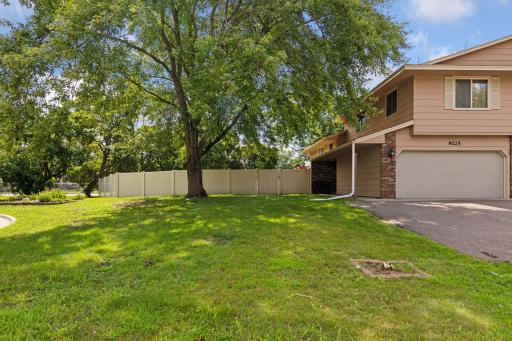 9225 29th Avenue N, Minneapolis, MN 55427