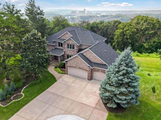 4301 Overlook Drive, Bloomington, MN 55437
