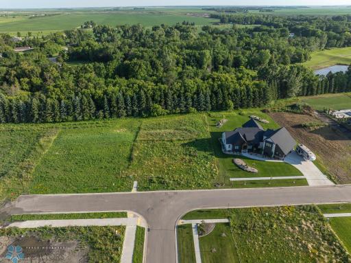9256 Didrick Drive, Horace, ND 58047