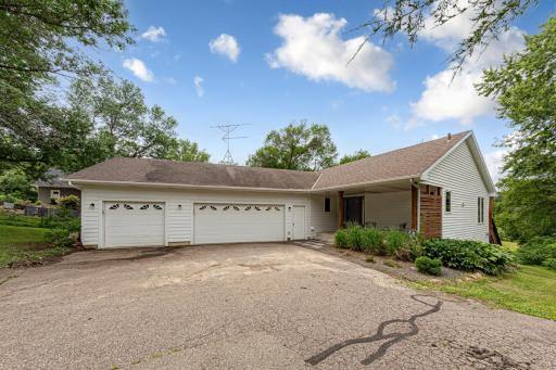 5077 Dudley Lake Path, Faribault, MN 55021