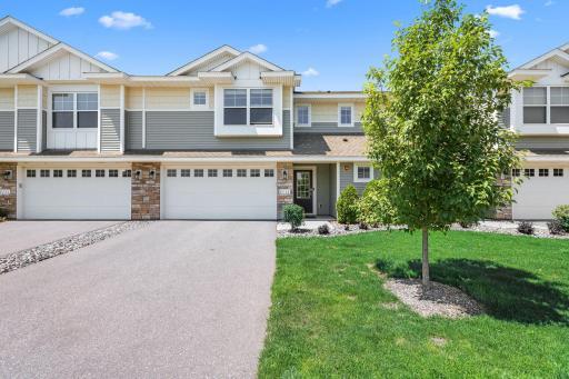 2113 Bay Drive, Hugo, MN 55038