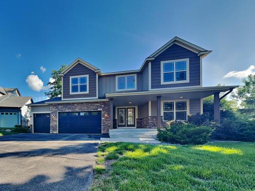 8132 Clifford Circle, Inver Grove Heights, MN 55076