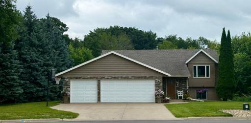 313 Bancroft Drive, Albert Lea, MN 56007