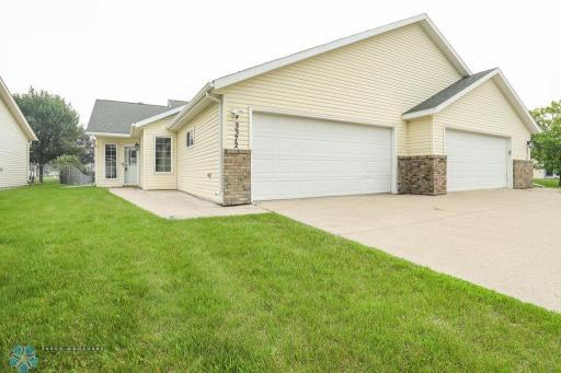 3372 38th Street S, Moorhead, MN 56560