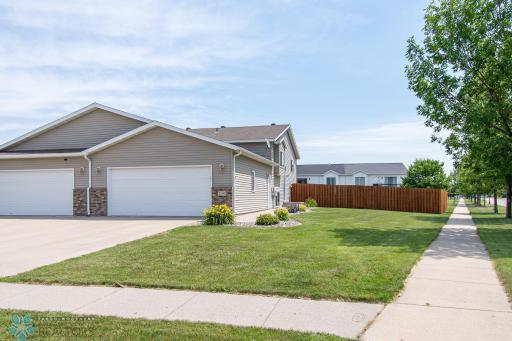 3590 Fillmore Street S, Fargo, ND 58104