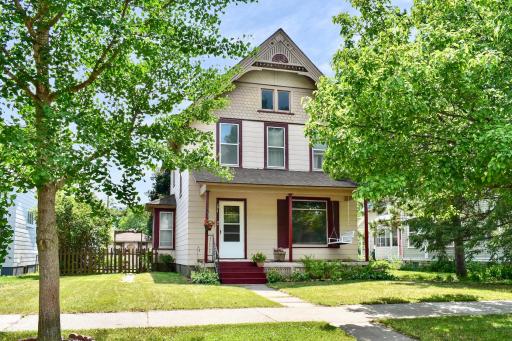 271 E Sanborn Street, Winona, MN 55987