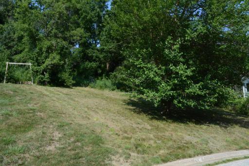512 N Hill Street, La Crescent, MN 55947