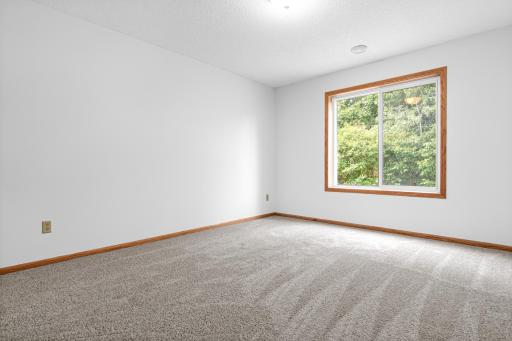 8811 Coffman Path, Inver Grove Heights, MN 55076