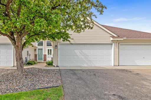 8811 Coffman Path, Inver Grove Heights, MN 55076