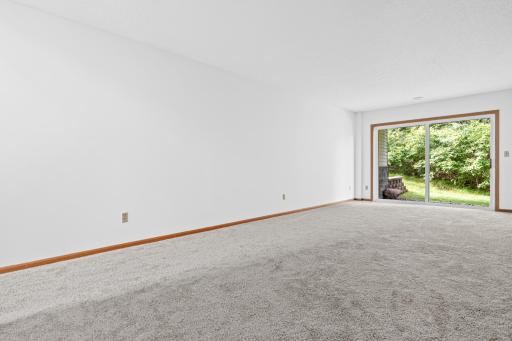 8811 Coffman Path, Inver Grove Heights, MN 55076