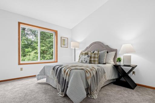 8811 Coffman Path, Inver Grove Heights, MN 55076