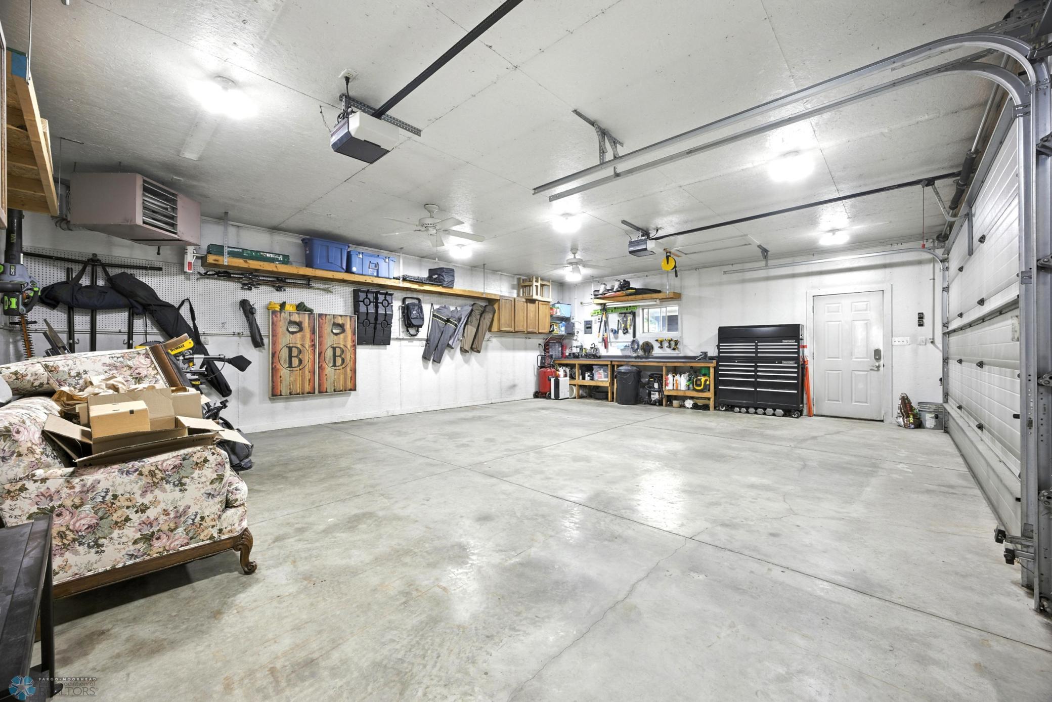 3 Stall Garage