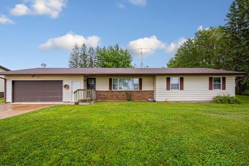 7793 Austin Road, Claremont, MN 55924