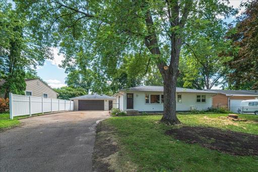 2034 Emerald Lane, Saint Paul, MN 55122