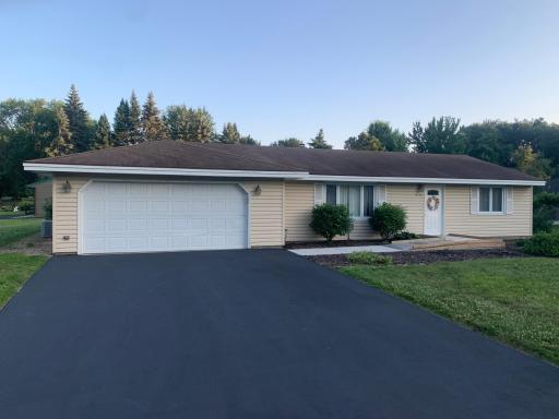 5731 Maves Trail SE, Prior Lake, MN 55372