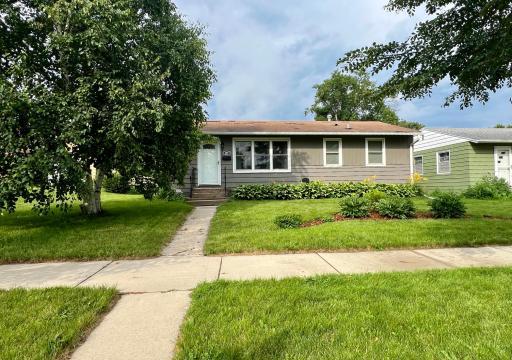 117 S Oregon Avenue, Morris, MN 56267