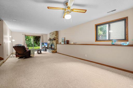 9865 Garrison Way, Eden Prairie, MN 55347