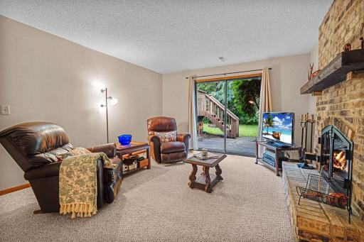 9865 Garrison Way, Eden Prairie, MN 55347